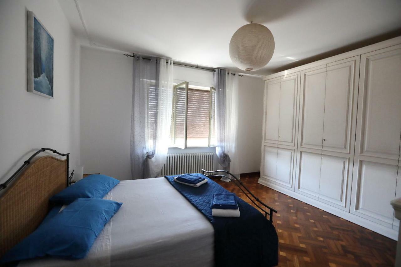 Casa Di Katia Lejlighed Collesalvetti Eksteriør billede